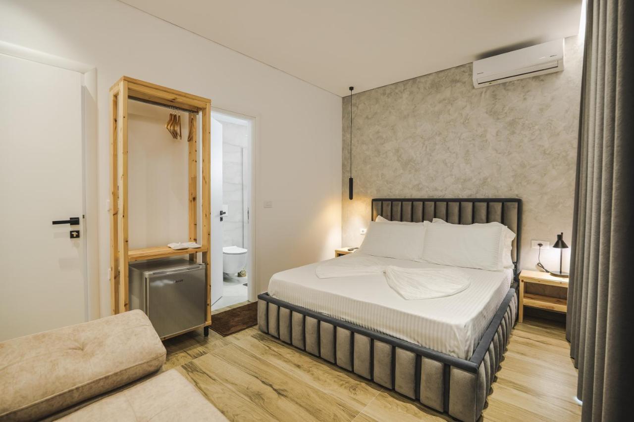 Luxury Villa Alisja Sarande With Private Beach Екстер'єр фото