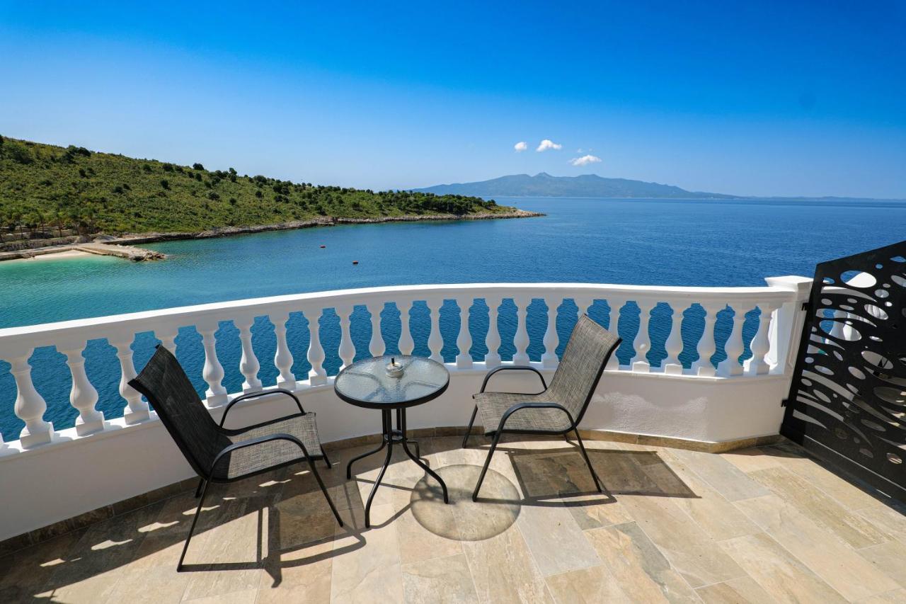 Luxury Villa Alisja Sarande With Private Beach Екстер'єр фото