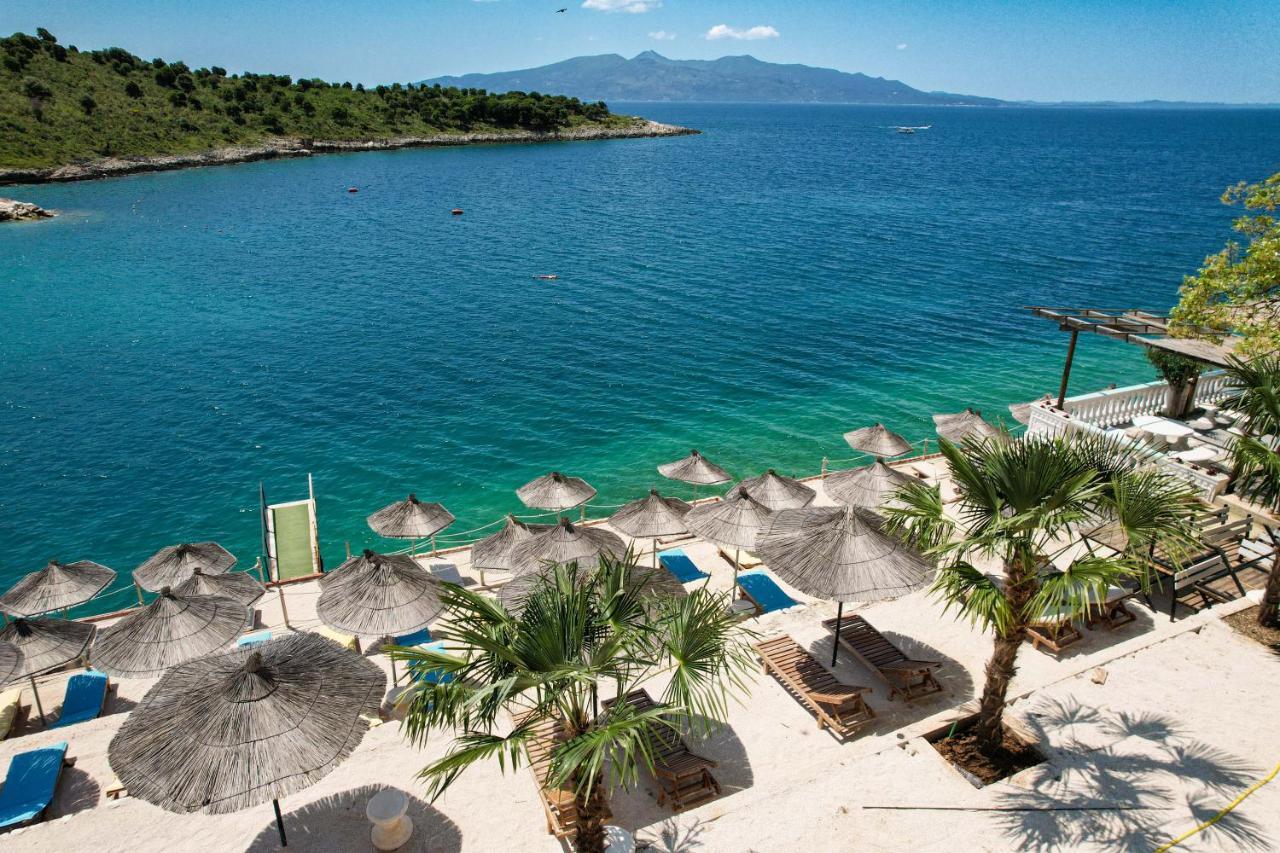 Luxury Villa Alisja Sarande With Private Beach Екстер'єр фото
