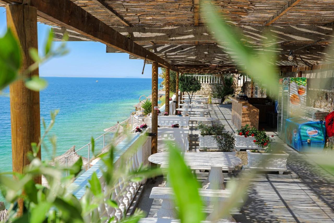 Luxury Villa Alisja Sarande With Private Beach Екстер'єр фото