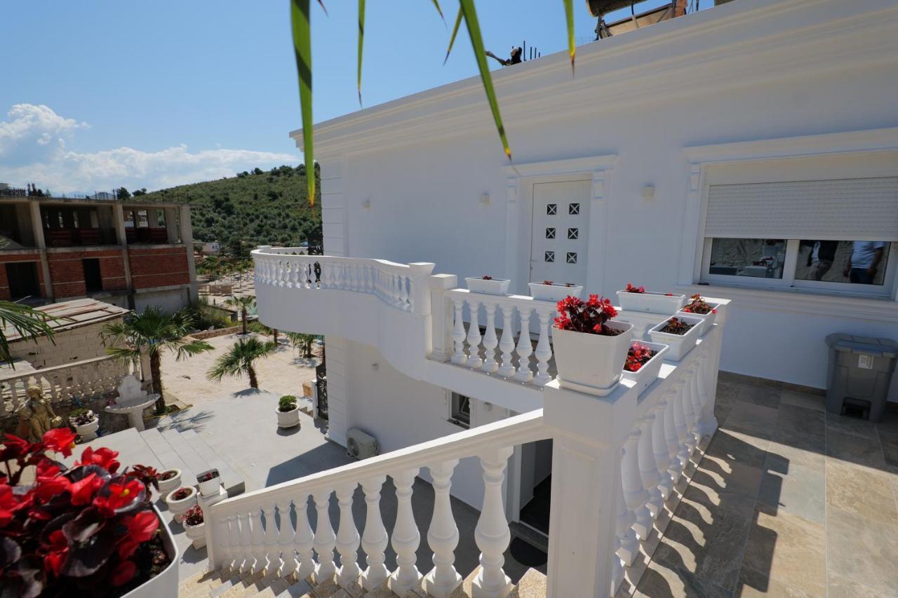 Luxury Villa Alisja Sarande With Private Beach Екстер'єр фото